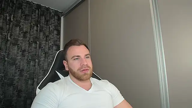 Snapshot of Thori92 chatting on 6, 3, 2025 Thori92 online show from 6, 3, 2025