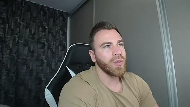 Snapshot of Thori92 chatting on 7, 3, 2025 Thori92 online show from 7, 3, 2025