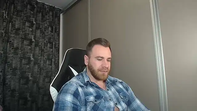 Snapshot of Thori92 chatting on 9, 3, 2025 Thori92 online show from 9, 3, 2025