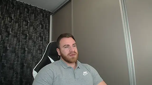 Snapshot of Thori92 chatting on 13, 3, 2025 Thori92 online show from 13, 3, 2025