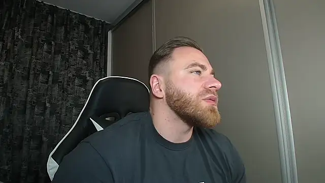 Snapshot of Thori92 chatting on 19, 3, 2025 Thori92 online show from 19, 3, 2025