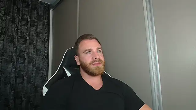 Snapshot of Thori92 chatting on 9, 9, 2025 Thori92 online show from 9, 9, 2025