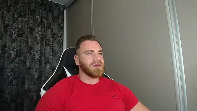 Snapshot of Thori92 chatting on 12, 9, 2025 Thori92 online show from 12, 9, 2025