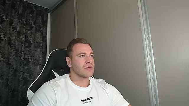 Snapshot of Thori92 chatting on 22, 9, 2025 Thori92 online show from 22, 9, 2025