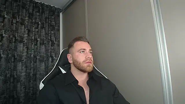 Snapshot of Thori92 chatting on 24, 10, 2025 Thori92 online show from 24, 10, 2025