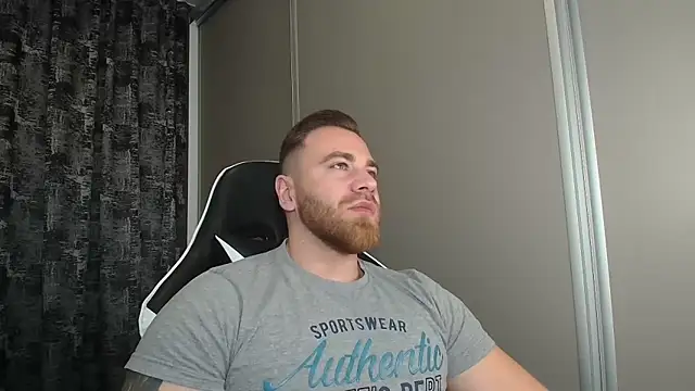 Snapshot of Thori92 chatting on 20, 11, 2025 Thori92 online show from 20, 11, 2025