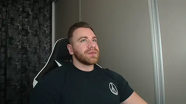 Snapshot of Thori92 chatting on 6, 1, 2026 Thori92 online show from 6, 1, 2026