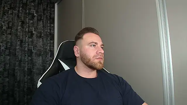 Snapshot of Thori92 chatting on 14, 1, 2026 Thori92 online show from 14, 1, 2026