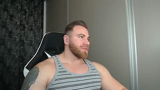 Snapshot of Thori92 chatting on 4, 2, 2026 Thori92 online show from 4, 2, 2026