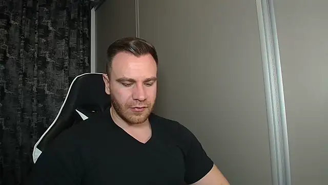 Snapshot of Thori92 chatting on 5, 3, 2026 Thori92 online show from 5, 3, 2026