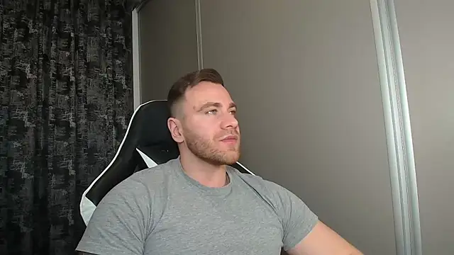 Snapshot of Thori92 chatting on 14, 3, 2026 Thori92 online show from 14, 3, 2026