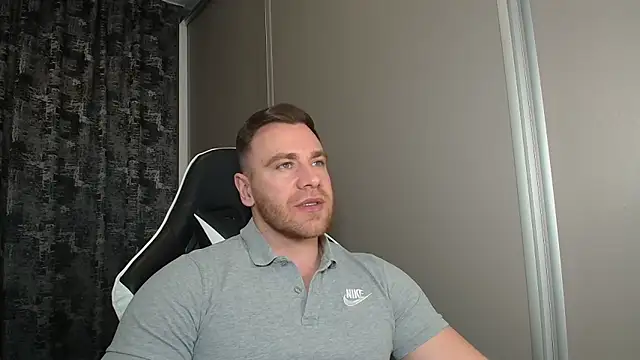 Snapshot of Thori92 chatting on 16, 3, 2026 Thori92 online show from 16, 3, 2026