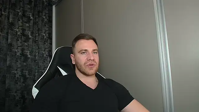 Snapshot of Thori92 chatting on 17, 3, 2026 Thori92 online show from 17, 3, 2026