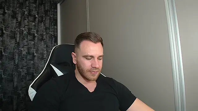 Snapshot of Thori92 chatting on 27, 3, 2026 Thori92 online show from 27, 3, 2026