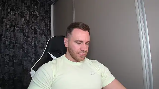 Snapshot of Thori92 chatting on 30, 3, 2026 Thori92 online show from 30, 3, 2026