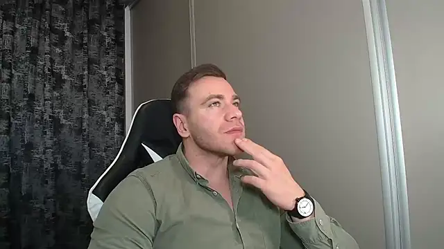 Snapshot of Thori92 chatting on 5, 4, 2026 Thori92 online show from 5, 4, 2026