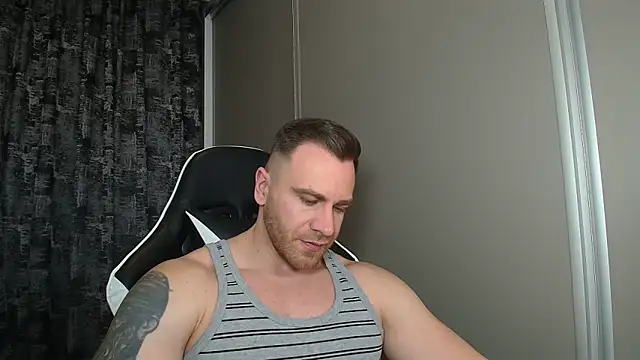 Snapshot of Thori92 chatting on 9, 4, 2026 Thori92 online show from 9, 4, 2026