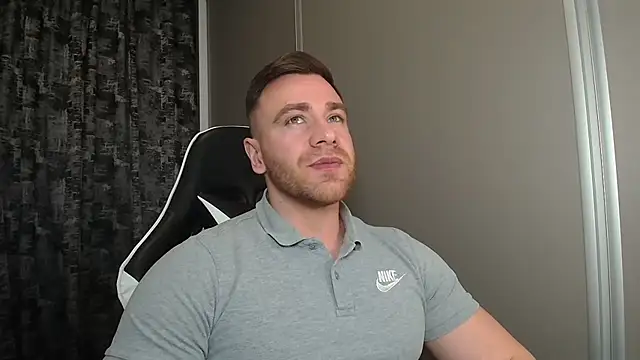 Snapshot of Thori92 chatting on 10, 4, 2026 Thori92 online show from 10, 4, 2026