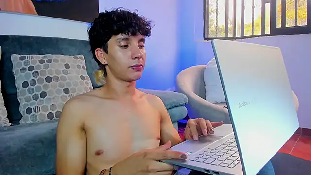 JacoboSwam online show from 17, 2, 2025