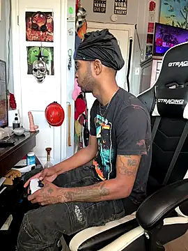 Snapshot of spideyzaddy chatting on 19, 9, 2025 spideyzaddy online show from 19, 9, 2025