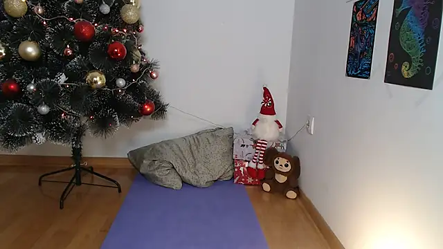 Snapshot of Michelle_Melnss chatting on 21, 12, 2024 Michelle Melnss online show from 21, 12, 2024