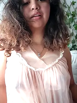 Peach Girll online show from 18, 3, 2025