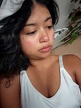 Peach Girll online show from 19, 11, 2025