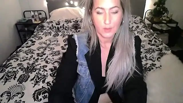 TessToy online show from 13, 1, 2025