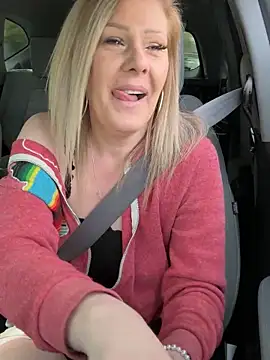 Snapshot of Lexi_Shocker chatting on 1, 3, 2025 Lexi Shocker online show from 1, 3, 2025