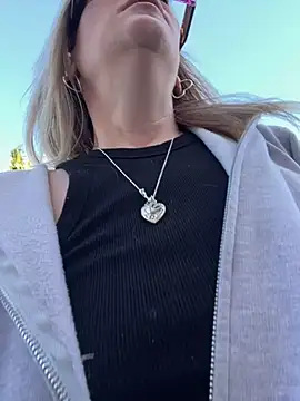 Snapshot of Lexi_Shocker chatting on 19, 3, 2025 Lexi Shocker online show from 19, 3, 2025