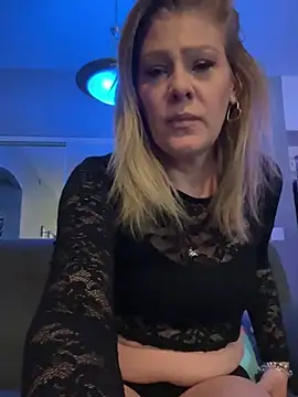 Snapshot of Lexi_Shocker chatting on 22, 3, 2025 Lexi Shocker online show from 22, 3, 2025