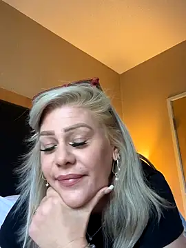 Snapshot of Lexi_Shocker chatting on 16, 10, 2025 Lexi Shocker online show from 16, 10, 2025