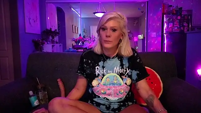 Snapshot of Lexi_Shocker chatting on 23, 4, 2026 Lexi Shocker online show from 23, 4, 2026