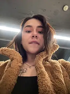 Snapshot of sammbunny chatting on 5, 1, 2025 sammbunny online show from 5, 1, 2025