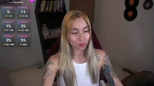 Saucy Jenn online show from 13, 9, 2025