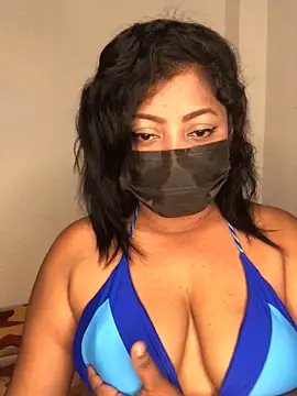  Cute ariana  online show from 9, 10, 2025