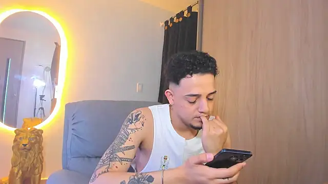 alejandro calderon1 online show from 22, 1, 2025