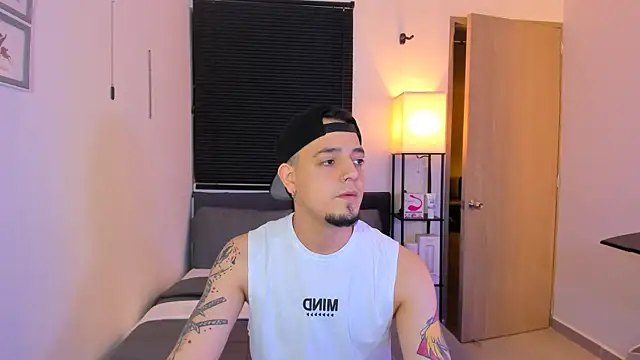 alejandro calderon1 online show from 12, 4, 2026