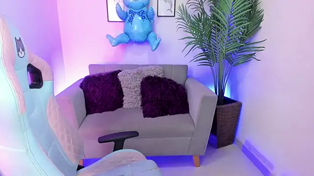 Kyomi chang online show from 4, 3, 2025