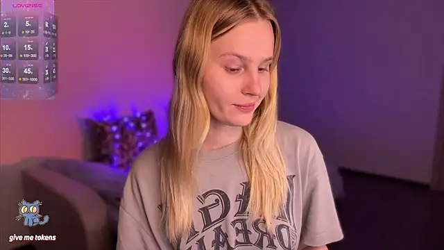 Chanel Gill online show from 21, 1, 2025