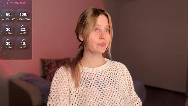 Chanel Gill online show from 16, 2, 2025