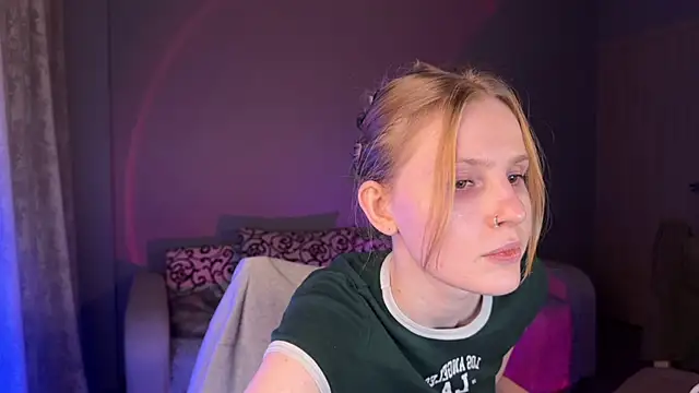 Chanel Gill online show from 14, 9, 2025