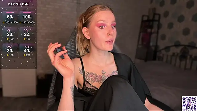 Chanel Gill online show from 31, 10, 2025