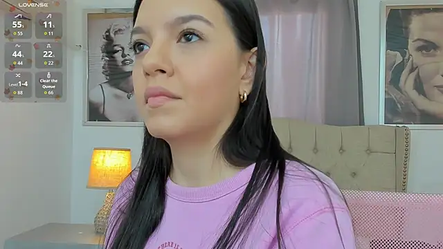 Snapshot of Beautyari_ chatting on 7, 10, 2025 Beautyari online show from 7, 10, 2025