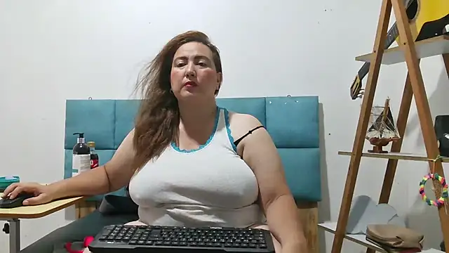 Allyson Devil online show from 7, 3, 2026