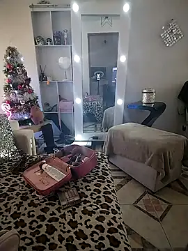 Snapshot of Myrnasexxx chatting on 5, 12, 2025 Myrnasexxx online show from 5, 12, 2025