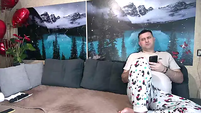 Snapshot of Big_Boss55 chatting on 8, 3, 2025 Big Boss55 online show from 8, 3, 2025