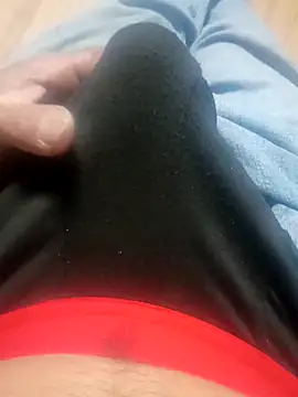 Snapshot of juice753 chatting on 19, 12, 2025 juice753 online show from 19, 12, 2025