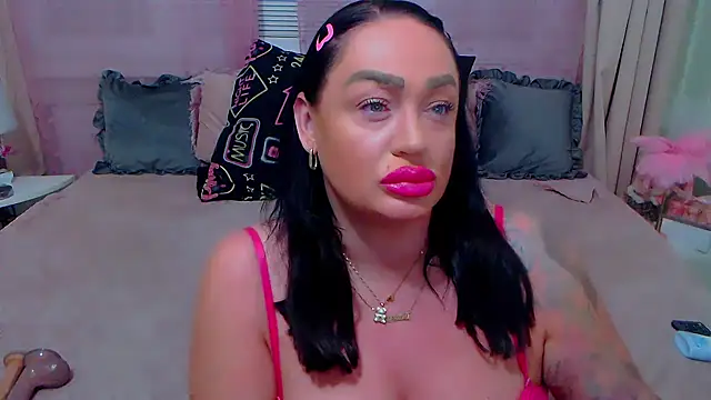 BustyVicky online show from 17, 3, 2025