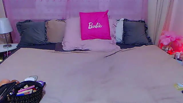 BustyVicky online show from 17, 10, 2025